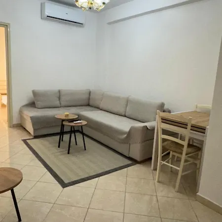 Diamond Lungomare Apartment *